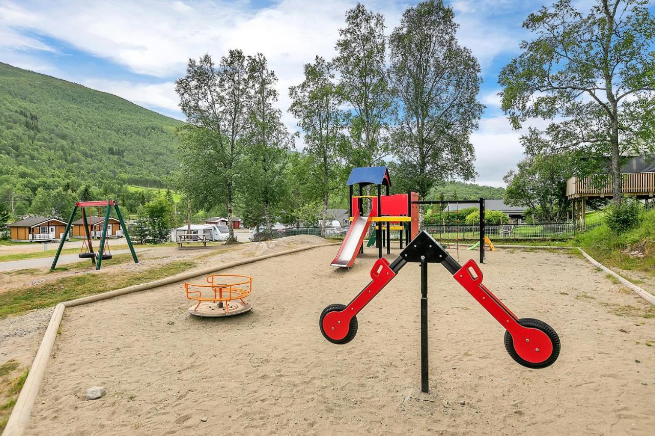 Ballangen Camping นาร์วิก ภายนอก รูปภาพ
