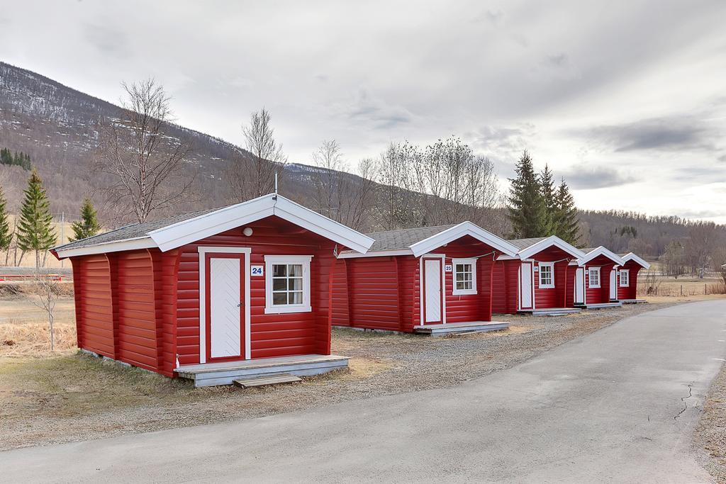 Ballangen Camping นาร์วิก ภายนอก รูปภาพ